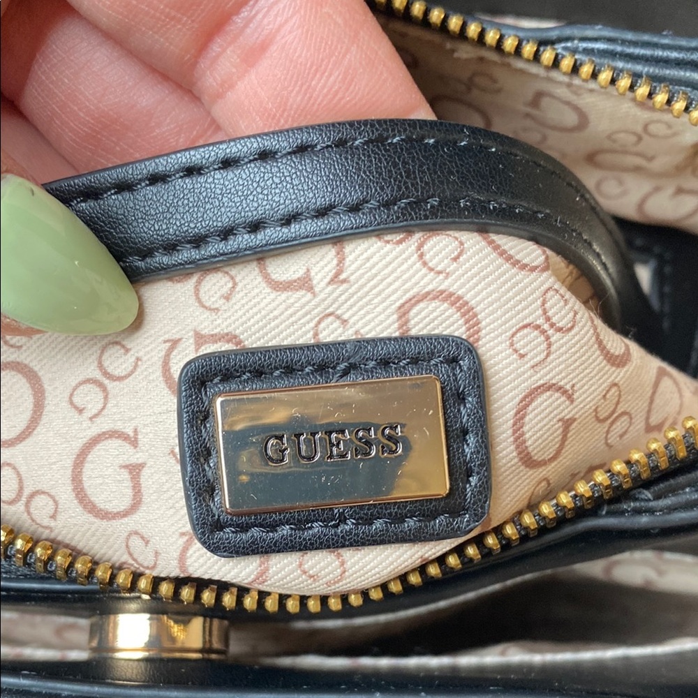 GUESS Black Chain-Accent Crossbody Bag - Picture 8 of 10